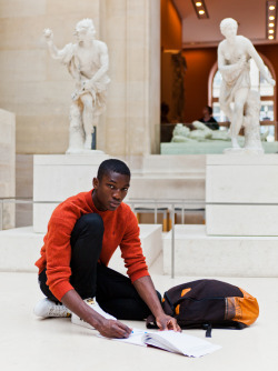 lil-reina:   Josué Comoe at Louvre   bae