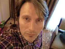 madsturbating:  Mads taking selfies 