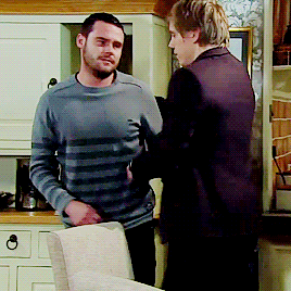 aaronandrobert: come here