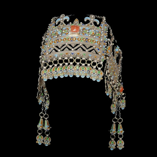 izli-de-l-targariya:Amazigh, Jewish and Andalusian Moroccan Diadems and Headdresses | Taj Maghrebi&n