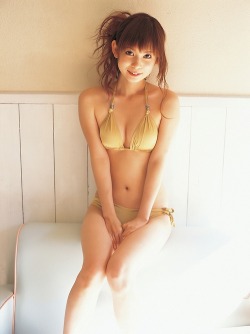 kyo-chan-dayo:  中川翔子 http://ift.tt/1hoNF4s