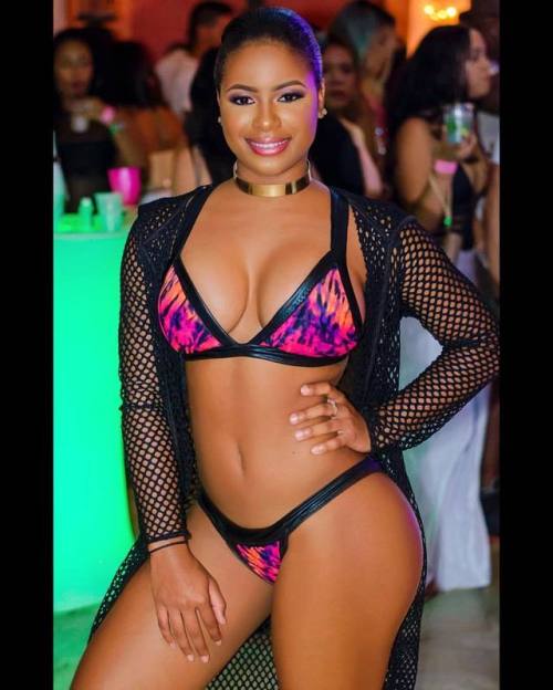 jaiking:  plunty2:  Beautiful Caribbean Ladies T&T FOREVER!  Follow me. You’ll be glad you did.