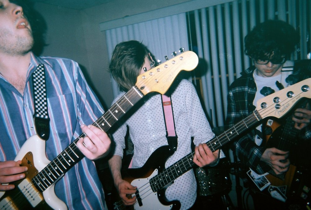 lewisandhisblog:  TEEN SUICIDE at Village Pizza. Bloomfield CT. 2/28/14