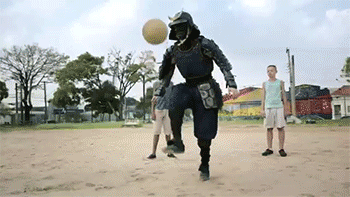 sizvideos:  Samurai + soccer ball = MAGIC - Video   Skill level… Final boss.