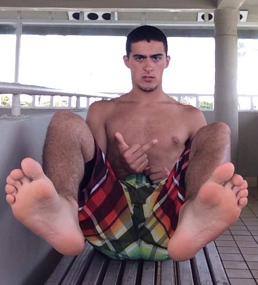 footmasterchris:  Happy fags here’s fucking face pics of Me, now keep looking at
