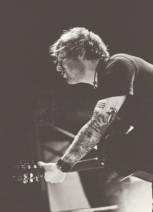 XXX wallpaperhipster:  //EdSheeran// photo