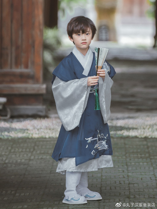 hanfugallery: chinese hanfu for children by 丸子汉服童装店