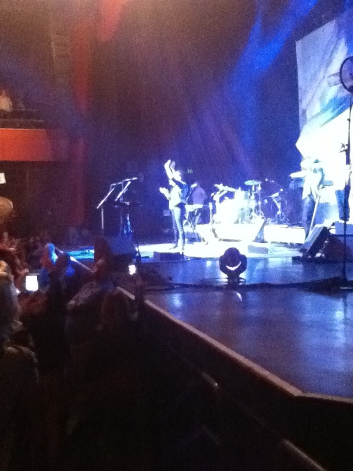 electra3:  Tegan &amp; Sara @ The Pagaent! :)