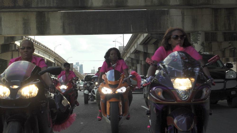 LAS MARIAS MC — (vía Meet New Orleans First All-Female Biker Gang,...