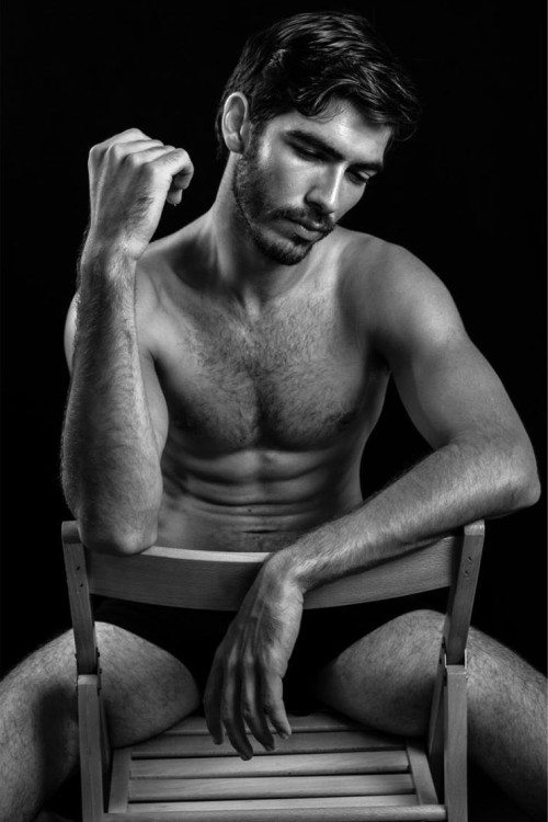 handsomemales:  daniel suñé by sergio carvajal