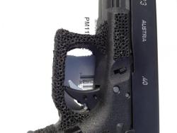 gunrunnerhell:  Stippling gone wrong… On the flip side of the previous post, these are examples of why I hate a majority of stippling jobs; to be blunt, they’re terrible. As much as I hate knocking on other people’s work (their gun, their money