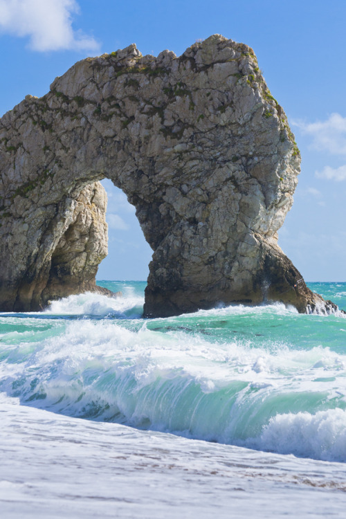 0rient-express:  Durdle Door, England | by Kim Freebor.