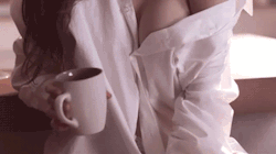 submissiveinclination:  arsamandix:  Ars amandi ♥ the art of love.   Coffee please…