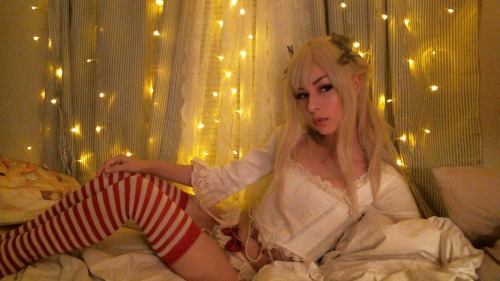 cockyvonmurdertits:  can’t believe i didnt even post myself looking like a striped faeire