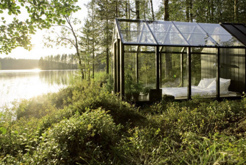 untrustyou:  Garden shed by Ville Hara and Linda Bergroth 