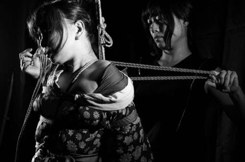 japanesebdsmofficial:  Shibari Kasumi HouraiModel SunflowerPhoto Yasui