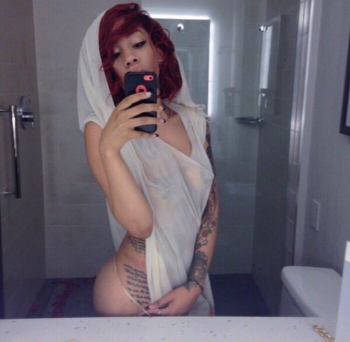 officialbeckyyrich:  Red head 🍭