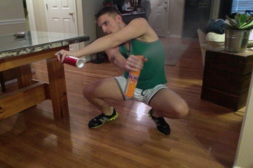 revolucianado: tryin to clean my house and listen to Beyonce at the same time        