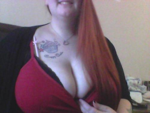 cuppycake20103:  hmmm… should i get naked today?   Yes please