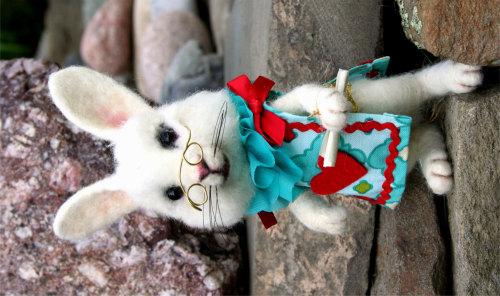 awesomeetsy:  Alice’s Wonderland White Rabbit - Teal & Hearts OOAK Needle felted Artist Doll  