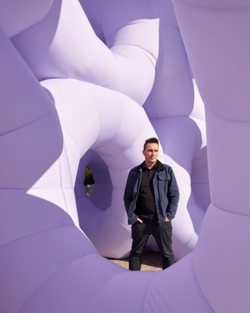 Titled “Remember your Dreams”, the inflatable art installation that “landed” in front of