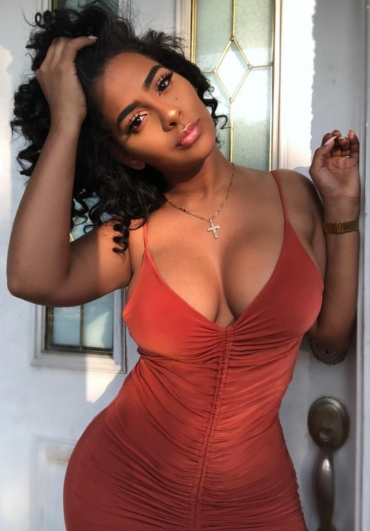 thicksexyasswomen:  cg225:  Ayisha   Home @thicksexyasswomen 