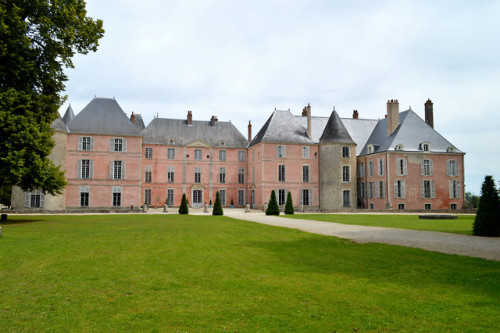 Décidément les châteaux les moins connus n’ont rien à envier aux plus gros châteaux connus dans le m