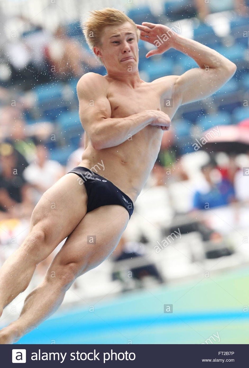 mybulgingspeedos:  fuckyoustevenpena:Jack Laugher &amp; his bulge      (via TumbleOn)