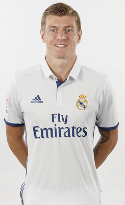 Madridistaforever:    16/17 Official Team Photos: Toni Kroos, James Rodríguez,