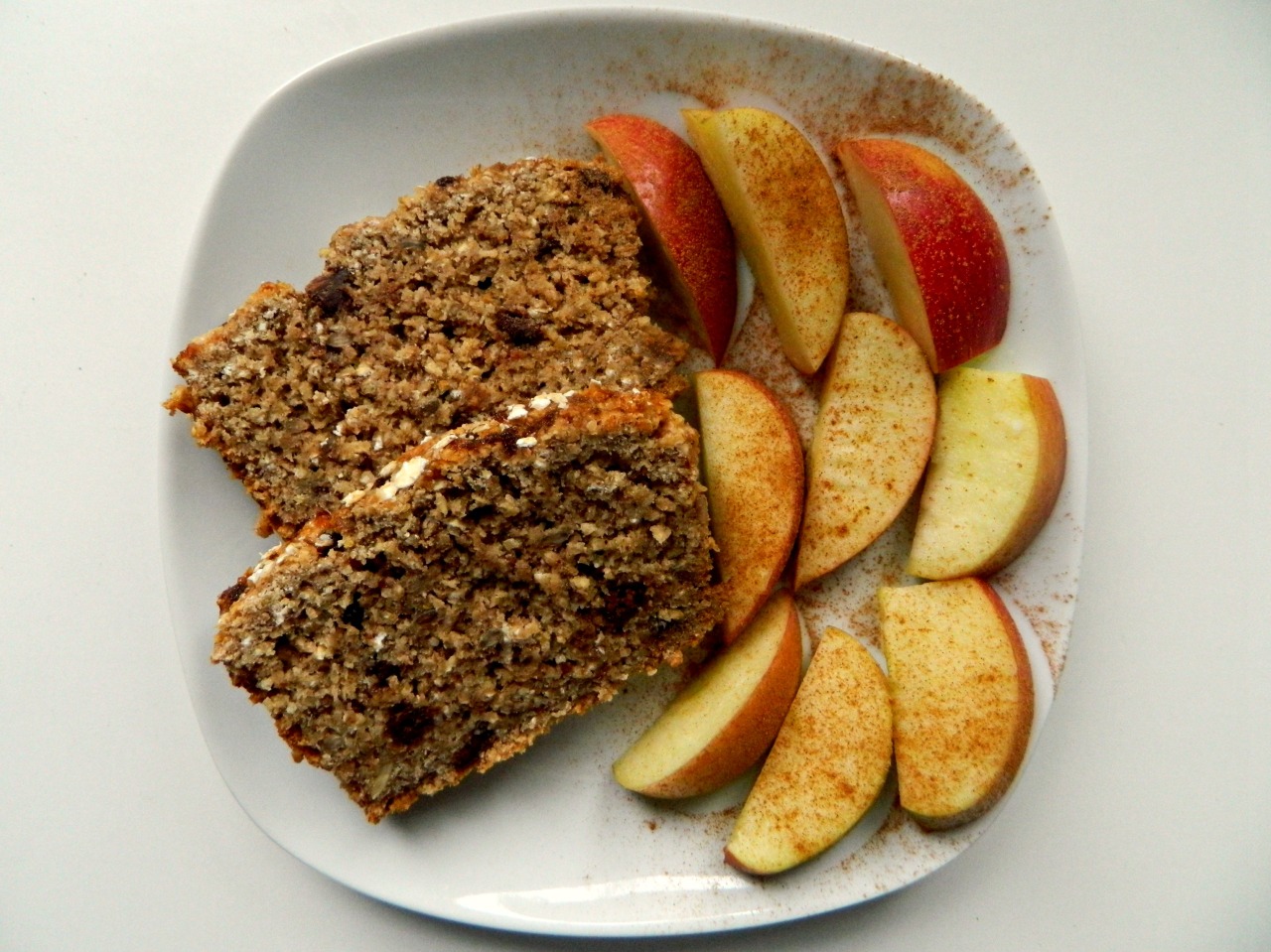 Breakfast - 2 slices of homemade banana oat bread (gf & vegan) with apple slices and cinnamon.