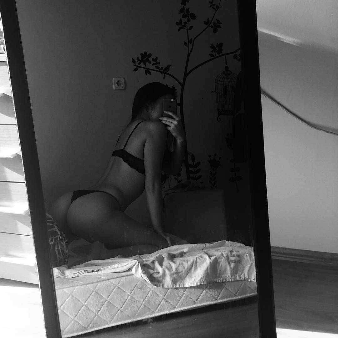 the-dopest-3itch:  ⚜️