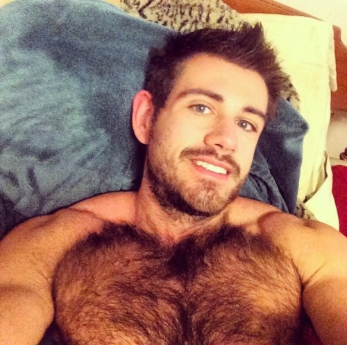 furrytrade:  Follow both of my blogs @ http://furrytrade.tumblr.com/ & http://dirtyrabbithole.tumblr.com Oh, what  a man 