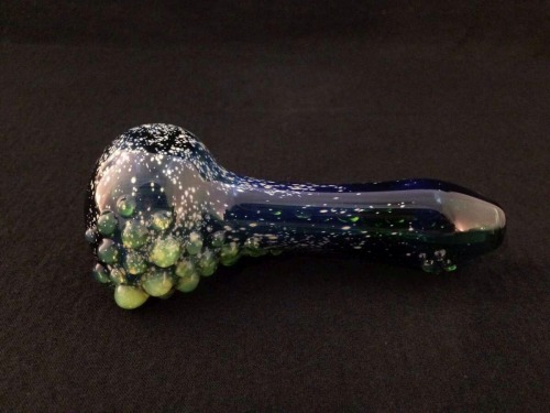 illustratedsquare:  Lake Green Glass Silver Fumed Starry Night with Slime Dot Trail Tobacco Space Pipe  https://www.etsy.com/listing/173322720/lake-green-glass-silver-fumed-starry