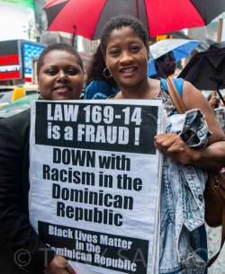 windadeptlives:  fuckyeahmarxismleninism:  New York City: Black Lives Matter in the Dominican Republic protest, June 15, 2015.Photos by Tony Savino  I see you fogo-av!