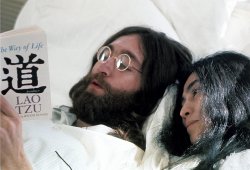 modernmoreau:John Lennon and Yoko Ono