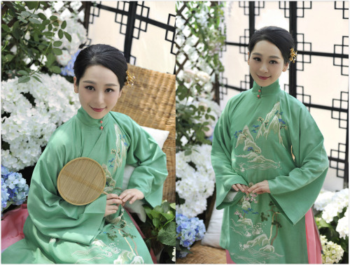 Traditional Chinese clothes, hanfu. 2015. May Collection by 清辉阁Qinghuige. Part 1. ( Previous post is