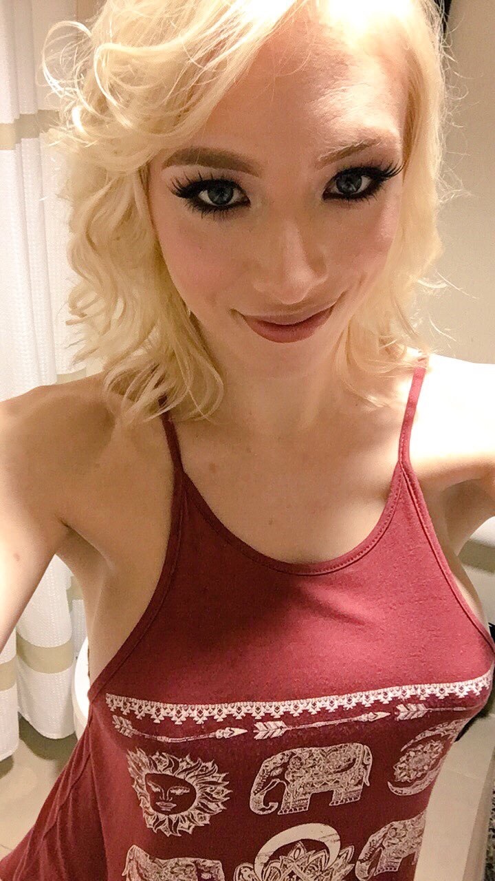 pussyconnoisseur6996:  Titty Tuesday 12 😙 - Freaky Cute Blonde 😜