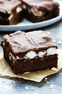 foodffs:  MISSISSIPPI MUDSLIDE BARS Follow for recipes Get your FoodFfs stuff here