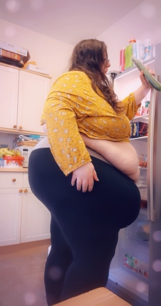 Sex ssbbwladybrads:Hands off my cucumber hehe pictures