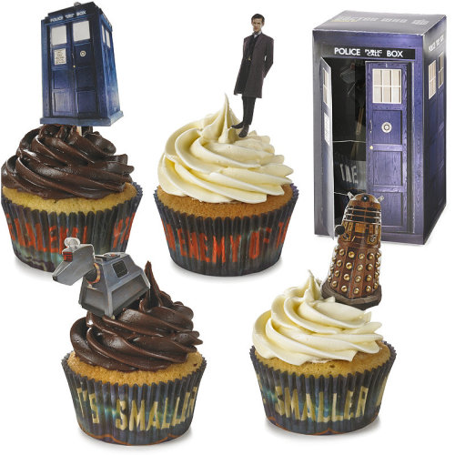 doctorwho:There are new Doctor Who-related cake and candy moulds.Out of Lakeland in the UK.We are pu