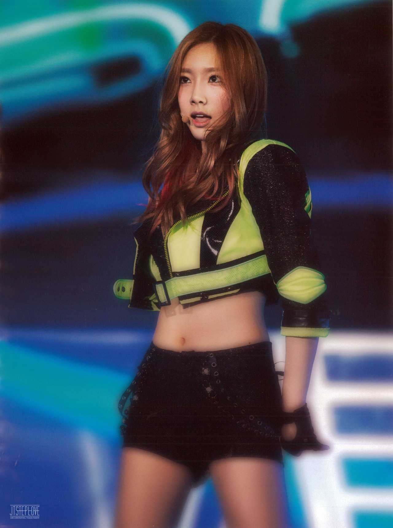 soshihd:  1500 x 2012