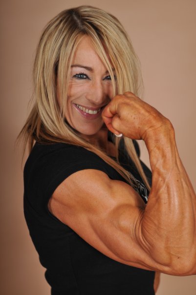 loveoffemalemuscle:  Jo Stewart - what I wouldn’t give to know her personally! 