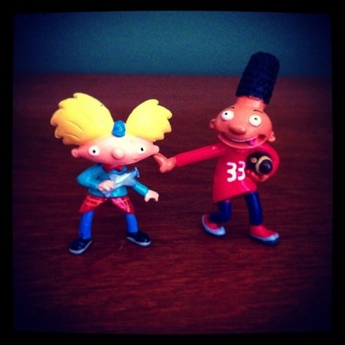 Hey Arnold! Remember those tiny toys in plastic bubbles from the 25¢ machines? #HeyArnold #90sToys #