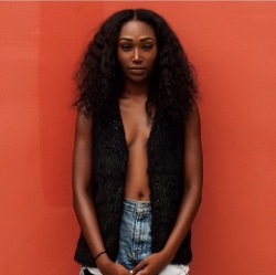 darkskinnedblackbeauty:  Karizma Visuals