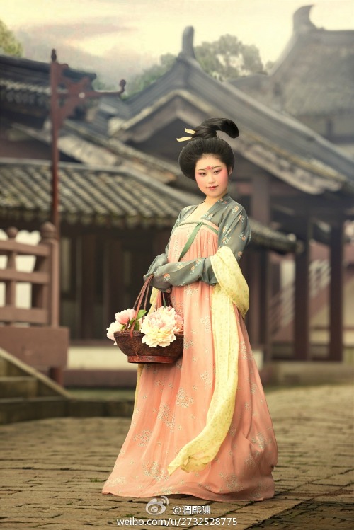 mingsonjia: 仕女摄影 by 潤熙陳 1,2,3 Tang Dynasty 4,5,6 Song Dynasty 7,8,9 Ming Dynasty