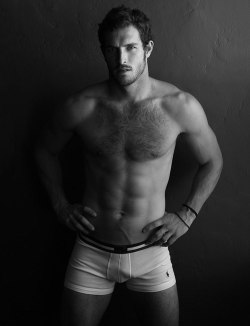 shirtless-wonders:  Justice Joslin - Shirtless