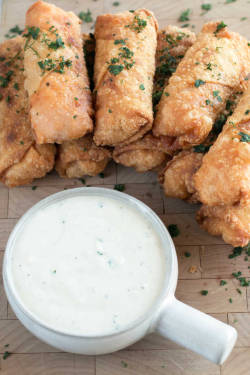 foodffs:  Blue Cheese Buffalo Chicken Egg Rolls Follow for recipes Get your FoodFfs stuff here