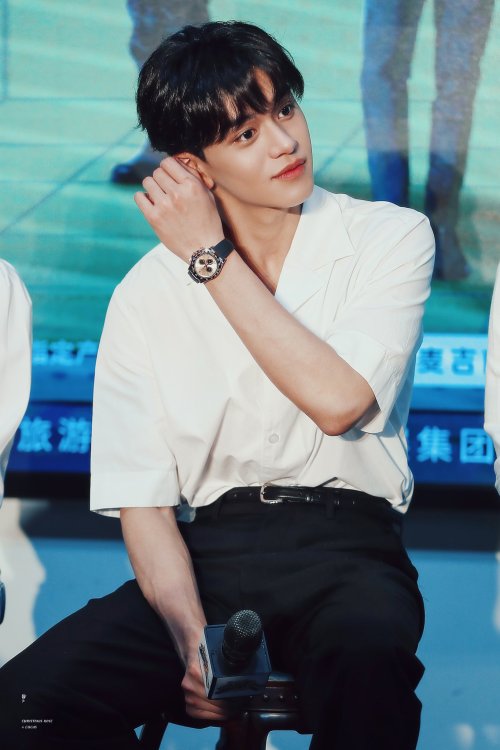 210426 WayV Lucasat Keep Running Press Conference‬‬‬‬‬‬‬‬‬‬© christmas rosedo not edit, crop, or rem