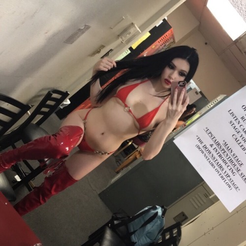 Sex Stripper Locker Room pictures