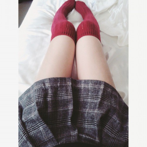 gasaii:  Upcoming reviews for skirt and socks socks are from @sandysshop discount code: strawberry